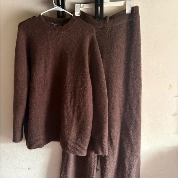 Primark Sweaters - Primark Brown Fuzzy Knit Sweater Set